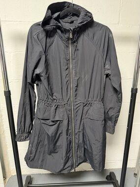 Lululemon Pack & Glyde Hooded Jacket Windbreaker Black Water Resistant